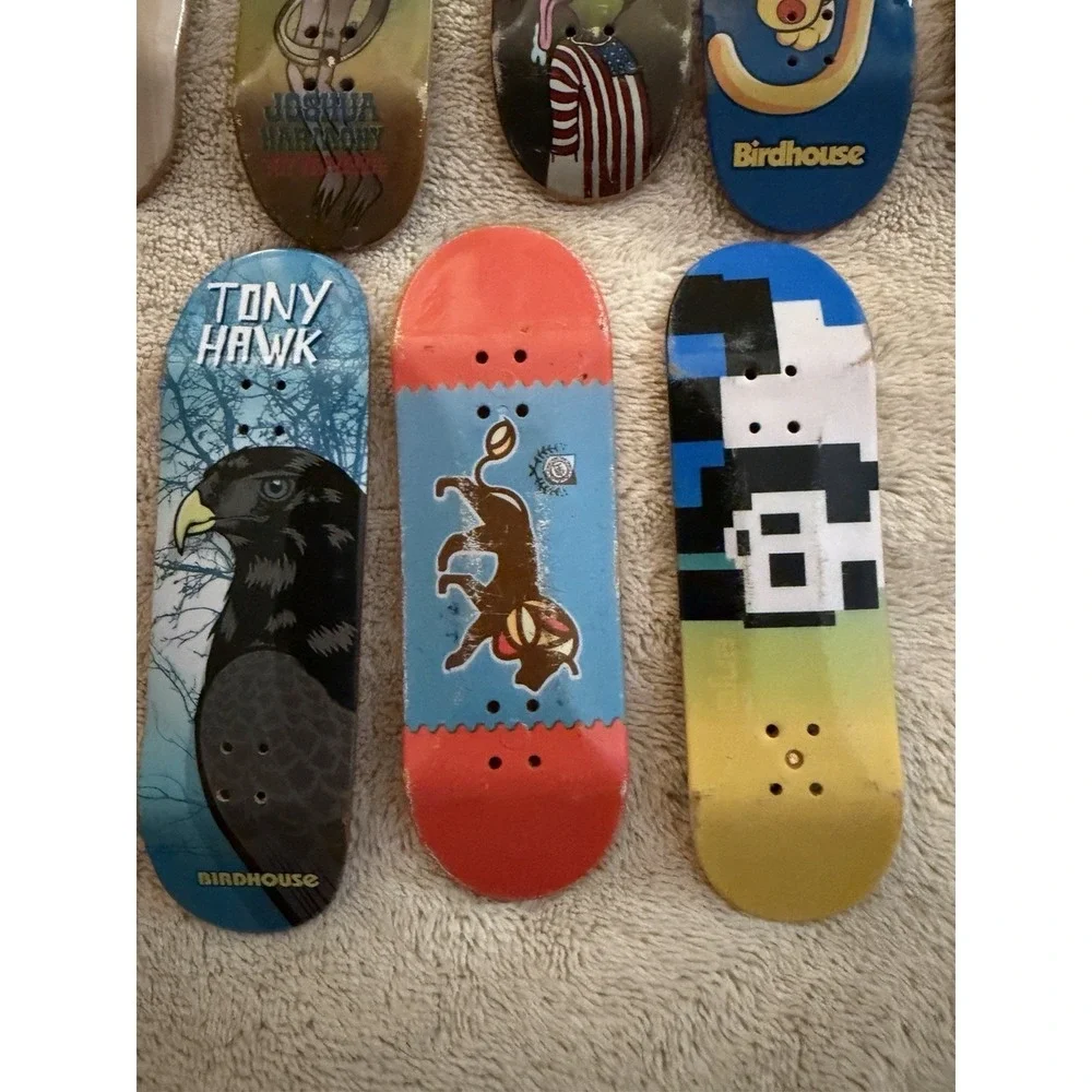 Lot Of 19 Tech Deck Boards And Skateboards‎ With Wheels